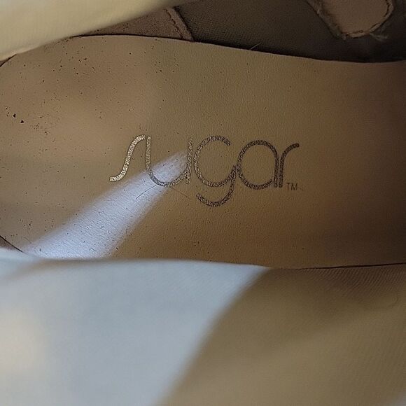 SUGAR SGR-EVVIE ANIMAL PRINT POINTED TOE BLOCK HEEL ANKLE BOOTIE - Picture 15 of 16